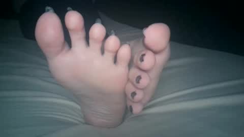 Viv West online show from December 2025 04:41:02 AM