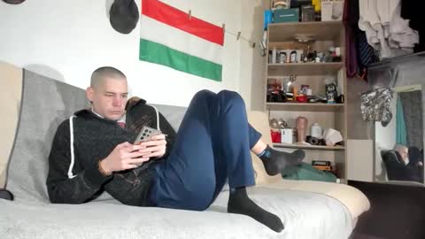 Virg Lszl online show from February 2026 06:06:01 PM