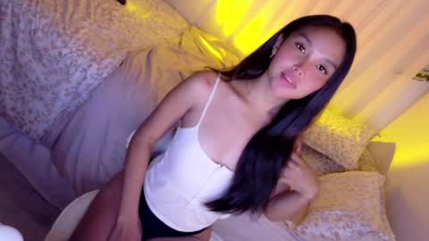 temptessa20 online show from May 2026 07:02:02 AM
