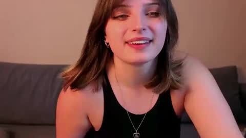 tender_meow online show from July 2026 07:05:01 PM