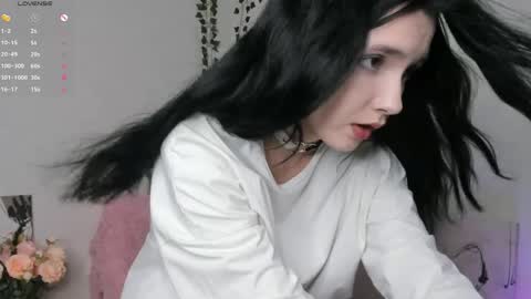 Caroline online show from May 2026 05:21:02 PM