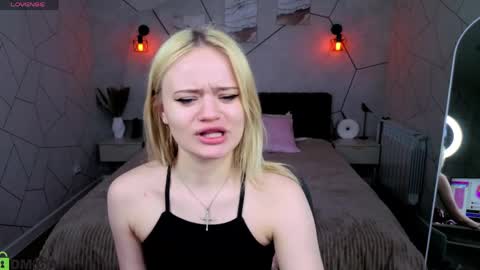 Tessa online show from April 2026 09:18:01 AM