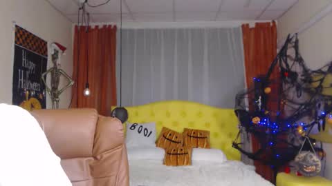 tessadaybreak online show from October 2025 06:25:02 AM