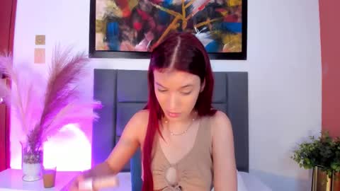 Tessamonroee online show from February 2026 08:06:01 PM