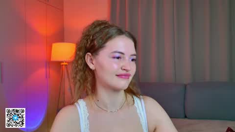 Snapshot of tesssahart chatting on June 2026 10:12:02 AM TessaHart online show from June 2026 10:12:02 AM