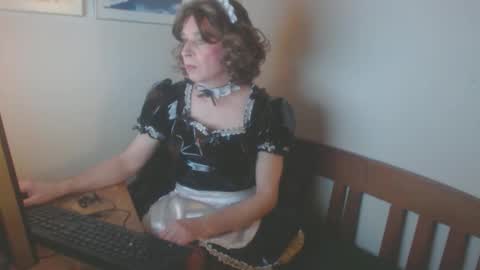 Snapshot of tgirlsub4domq chatting on December 2025 01:35:02 AM Tgirlsub4DomQ online show from December 2025 01:35:02 AM