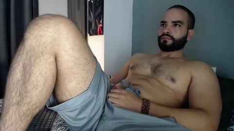 Snapshot of th1ago828986 chatting on February 2026 02:33:01 AM th1ago828986 online show from February 2026 02:33:01 AM