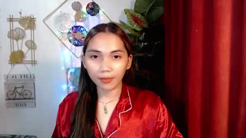 Thalia online show from December 2025 04:35:02 PM
