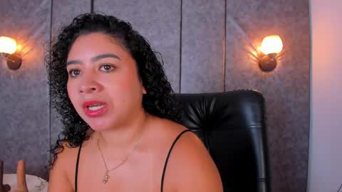 Snapshot of thara_webstter chatting on May 2026 11:29:01 AM thara webstter online show from May 2026 11:29:01 AM