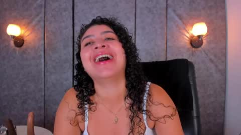 Snapshot of thara_webstter chatting on June 2026 11:48:01 AM thara webstter online show from June 2026 11:48:01 AM