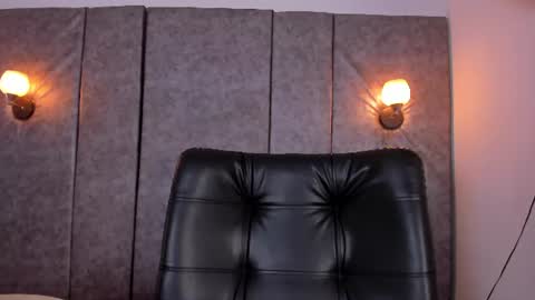 Snapshot of thara_webstter chatting on June 2026 11:42:02 AM thara webstter online show from June 2026 11:42:02 AM