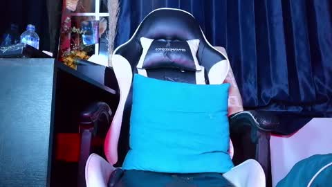 the dog lian online show from April 2026 01:41:01 PM