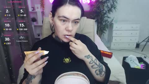 the_ice_owl online show from March 2026 05:55:02 AM