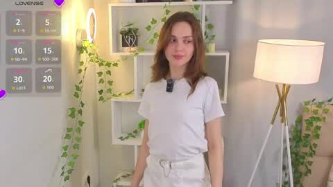 My name is Cynthia and Im very happy to see you in my sweet room  online show from June 2026 03:07:01 AM