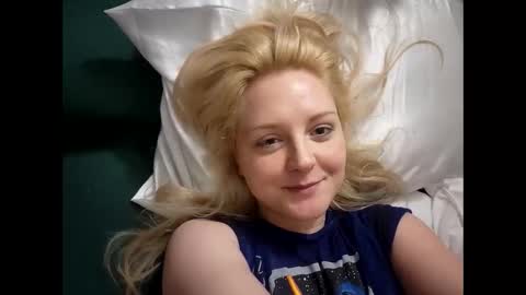 Kassandra Grant online show from May 2026 04:42:02 AM