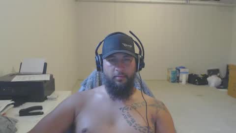 Snapshot of thehawaiian93 chatting on September 2025 07:14:01 PM thehawaiian93 online show from September 2025 07:14:01 PM