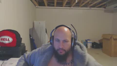 Snapshot of thehawaiian93 chatting on February 2026 05:02:01 AM thehawaiian93 online show from February 2026 05:02:01 AM