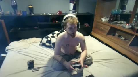 fuzzyfox online show from September 2025 06:57:01 AM