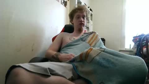 fuzzyfox online show from February 2026 06:15:01 PM