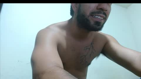 Snapshot of thehousedog chatting on June 2026 02:47:02 AM thehousedog online show from June 2026 02:47:02 AM