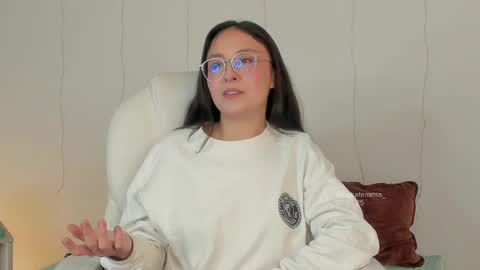 Snapshot of thekatemess_ chatting on April 2026 06:03:02 AM Katie. Kate is the name I go by. online show from April 2026 06:03:02 AM