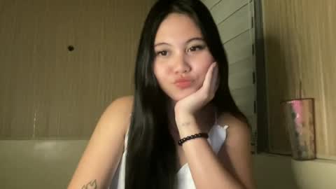 Snapshot of thelifeof_kiara chatting on July 2026 01:02:01 PM thelifeof_kiara online show from July 2026 01:02:01 PM