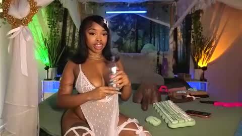 thelovelybrown online show from January 2026 07:19:01 PM