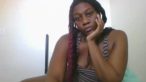 Snapshot of thenaturalgoddess chatting on October 2025 03:58:01 PM TheNaturalGoddess online show from October 2025 03:58:01 PM