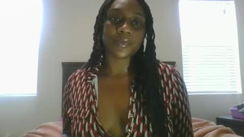 Snapshot of thenaturalgoddess chatting on April 2026 10:29:01 PM TheNaturalGoddess online show from April 2026 10:29:01 PM