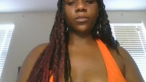 Snapshot of thenaturalgoddess chatting on April 2026 10:25:02 PM TheNaturalGoddess online show from April 2026 10:25:02 PM