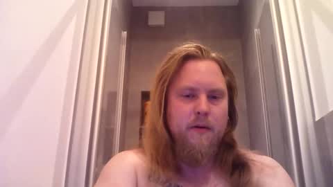 Snapshot of thenewdude1992 chatting on October 2025 06:30:02 PM thenewdude1992 online show from October 2025 06:30:02 PM