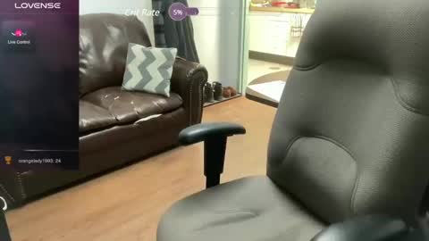 Snapshot of theotherfrancobro chatting on January 2025 02:43:01 AM BuellerBueller online show from January 2025 02:43:01 AM