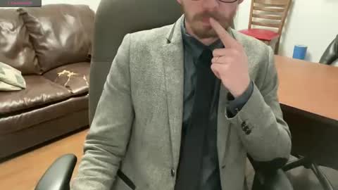 Snapshot of theotherfrancobro chatting on November 2025 12:43:01 AM BuellerBueller online show from November 2025 12:43:01 AM