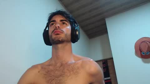 Santiago Enrique online show from May 2026 05:24:01 AM