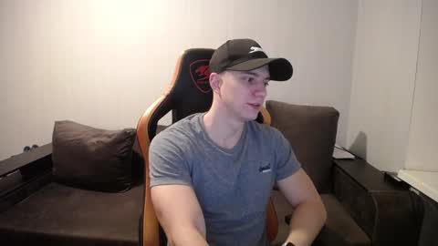 Nick   online show from January 2025 05:17:02 PM