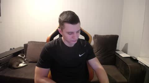 Nick   online show from February 2025 06:59:01 PM