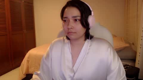 Mai online show from April 2026 12:08:02 AM