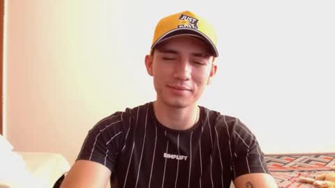 thiago_deseo69 online show from April 2026 09:32:01 PM