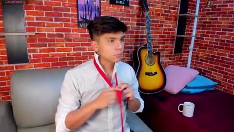 Snapshot of thiago_kozak chatting on June 2026 01:14:01 PM thiago online show from June 2026 01:14:01 PM