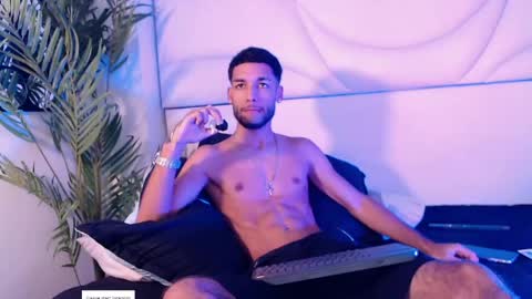 ThiagoFerreti online show from April 2026 03:12:01 AM