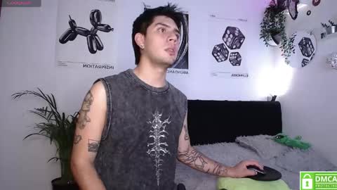 Thiago River online show from April 2026 11:55:02 PM