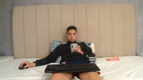 Thiago   online show from June 2026 02:53:01 AM
