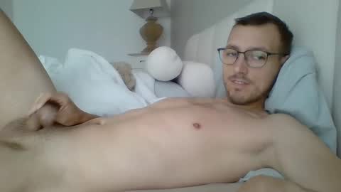thib9223 online show from April 2026 08:34:01 AM