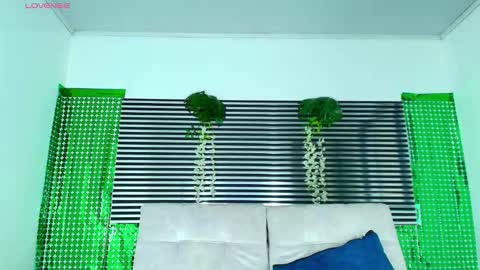 Thiago Saenzz online show from March 2026 05:40:01 PM