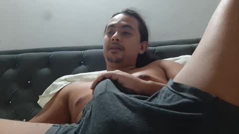 Thomas online show from December 2025 04:20:02 AM