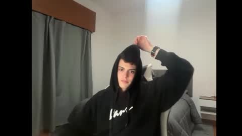 Snapshot of thomassex0 chatting on June 2026 01:41:02 AM Thomas online show from June 2026 01:41:02 AM