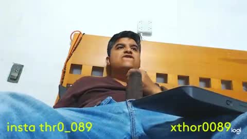 thor0200 online show from May 2026 04:32:02 AM