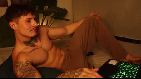 Sebastian online show from September 2025 12:43:01 AM