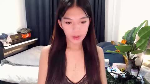 tiffany_amberx online show from April 2026 04:15:02 PM