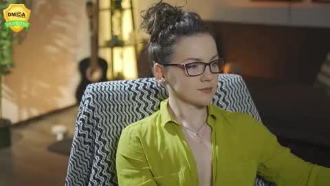 tiffanyriox online show from March 2026 12:48:02 AM